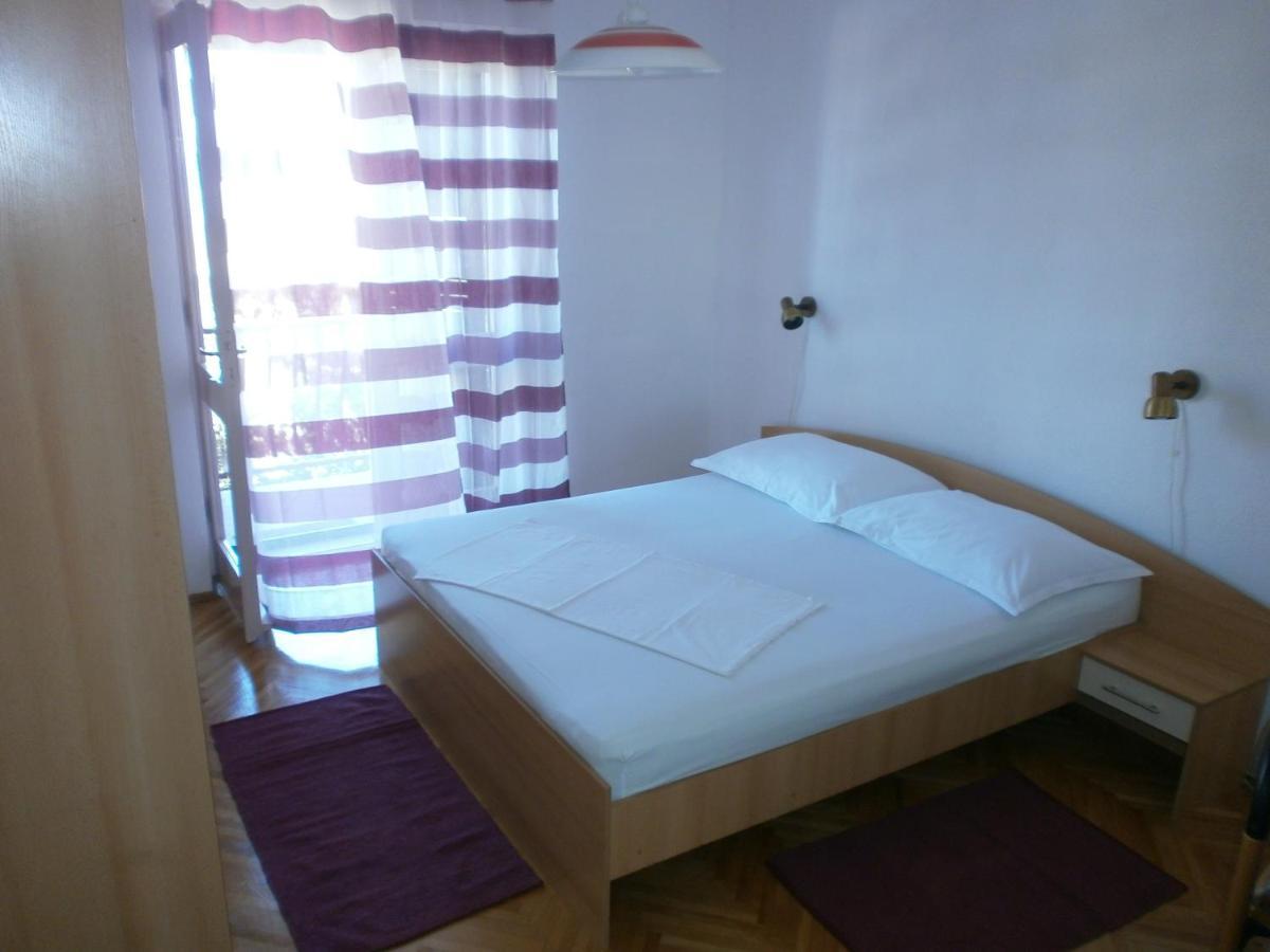 Apartments By The Sea Podgora, Makarska - 12326 المظهر الخارجي الصورة